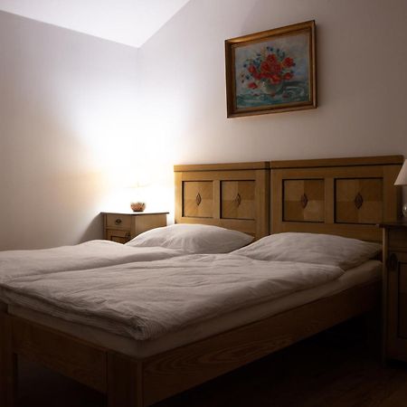 Arco Penzion Ostrava Ngoại thất bức ảnh
